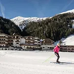 Adler Tyrol Mountain Superior 4*