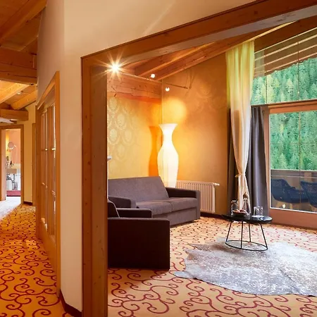 酒店 Adler Tyrol Mountain Superior 图克斯