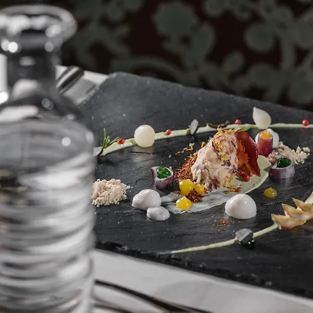 Adler Tyrol Mountain Superior Tux