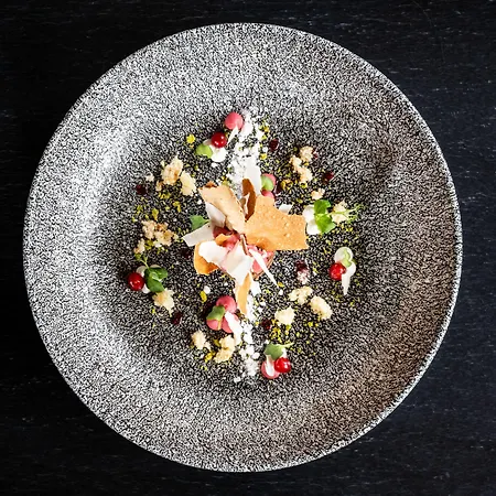 Adler Tyrol Mountain Superior 4* Tux