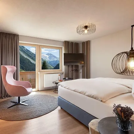 Hotel Adler Tyrol Mountain Superior 4*