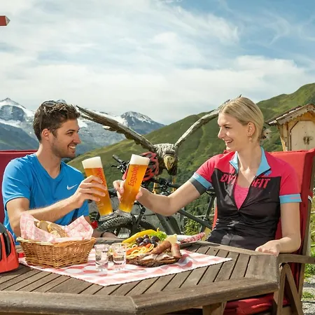 فندق Adler Tyrol Mountain Superior