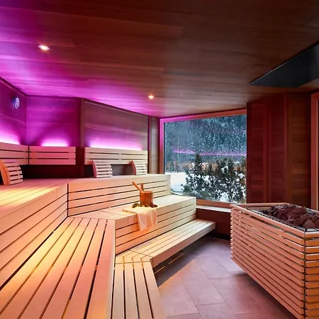 Adler Tyrol Mountain Superior Hotell 4*