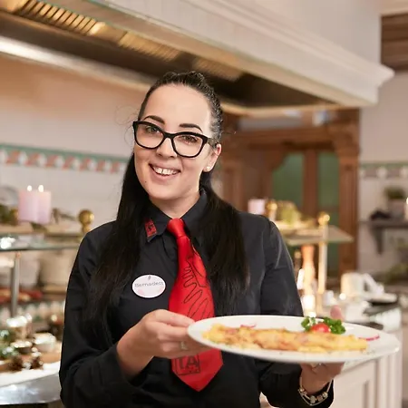 Adler Tyrol Mountain Superior 4*