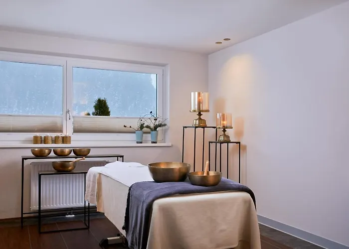 Adler Tyrol Mountain Superior 4* Tux