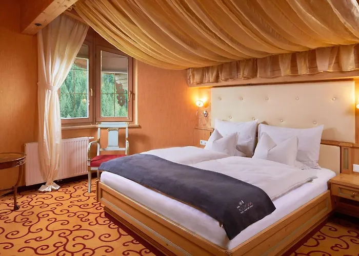 Adler Tyrol Mountain Superior