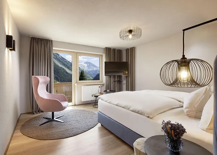 Adler Tyrol Mountain Superior